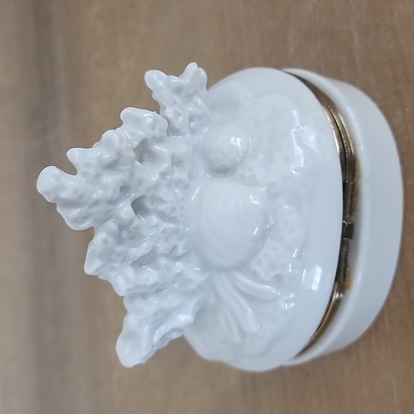 Vintage Taste Setter by Sigma Seashell Jewelry Box Trinket - Picture 3 of 5